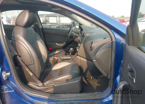 2006 Pontiac G6 Gtp z USA, uszkodzony, nr VIN 1G2ZM571X64205421